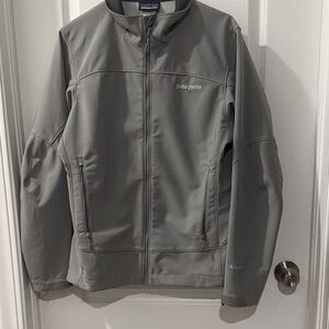 Patagonia Ladies Performance Jacket in Gray
